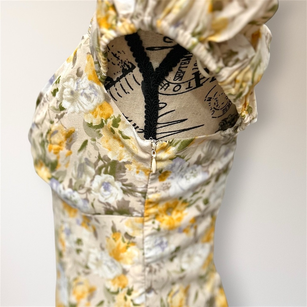 ASTR The Label Yellow Floral Puff Sleeve Mini Dress Sweetheart Cottagecore Boho - Picture 9 of 13